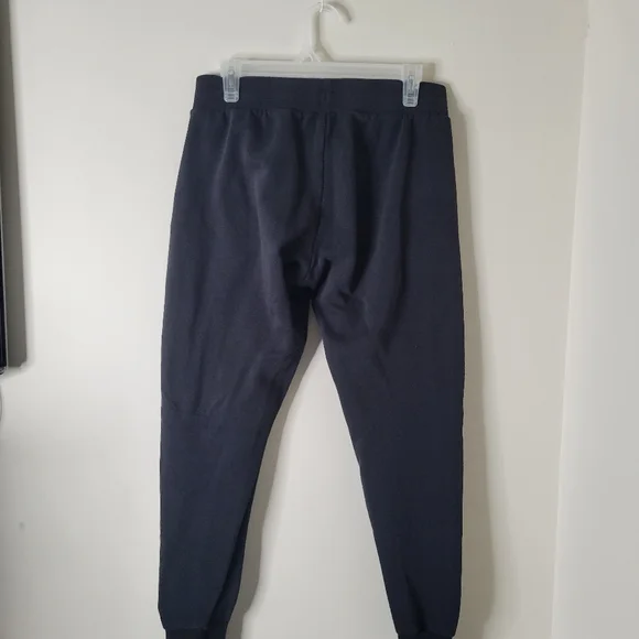 Puma Black Logo Sweatpants - Picture 6 of 7